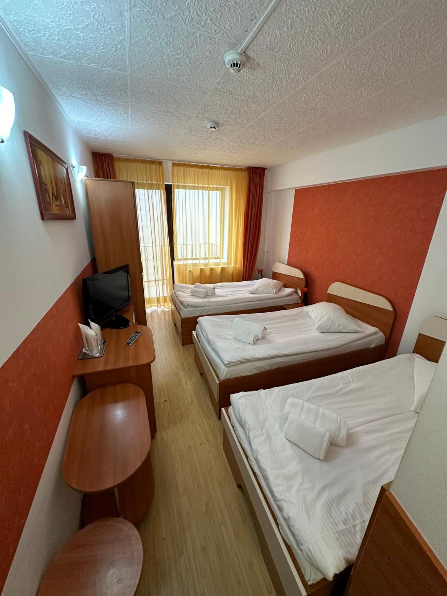 Restaurant Motel Dolorean Sacele Bagian luar foto