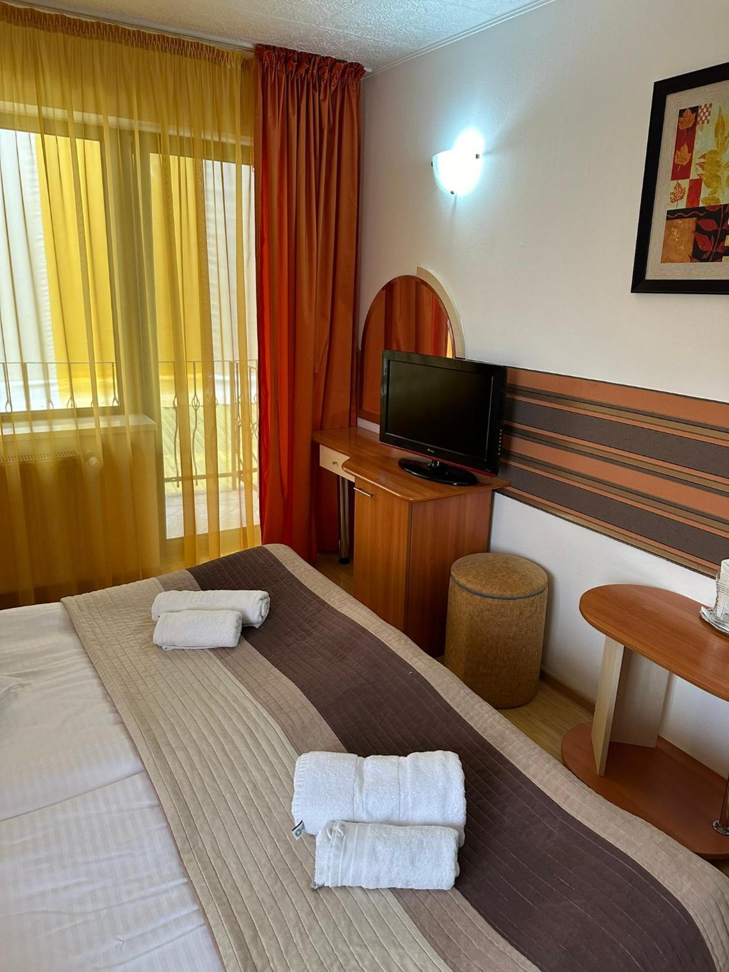 Restaurant Motel Dolorean Sacele Bagian luar foto